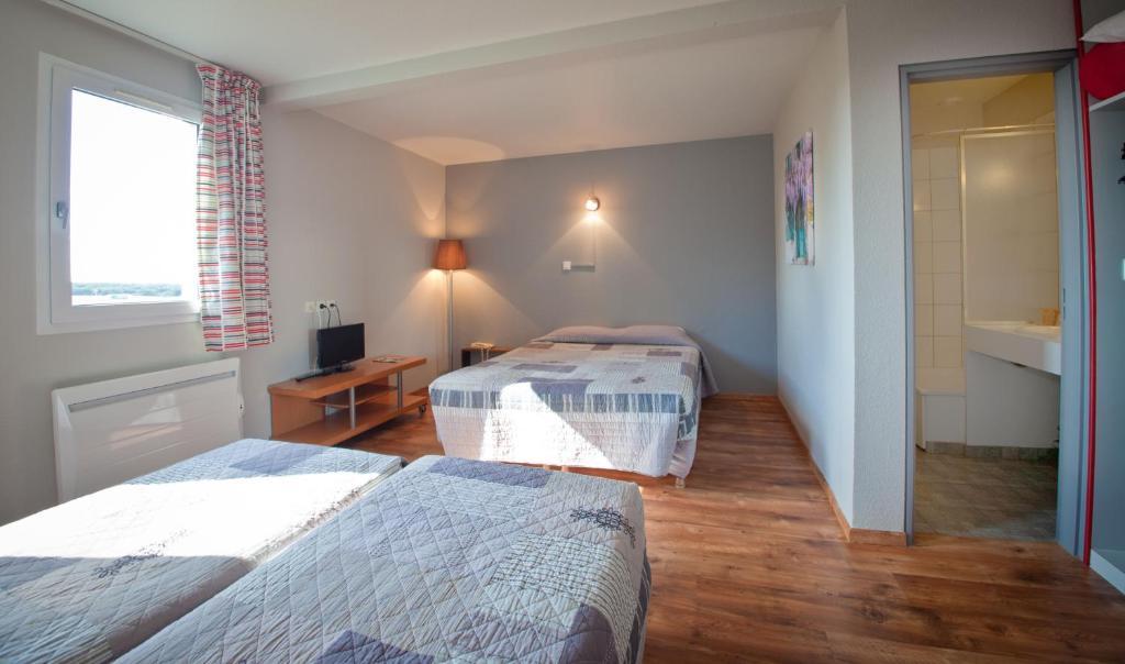 La Grange De Marie Hotel Nitry Стая снимка